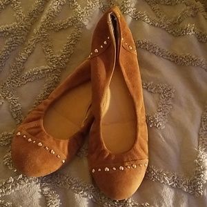 J crew camel gold stud flats  8.5